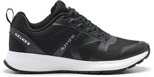 Chollo Zapatillas deportivas Kelme K-Rookie por sólo 22,99€ (-32%)