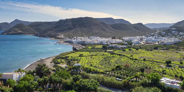 Cabo de Gata en hotel de 4* con desayunos y entrada al parque acuático desde solo 38€/noche