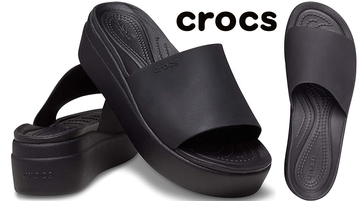 Chollo Sandalias slide con cuña Crocs Brooklyn para mujer por sólo 33,12€ con envío gratis (-40%)