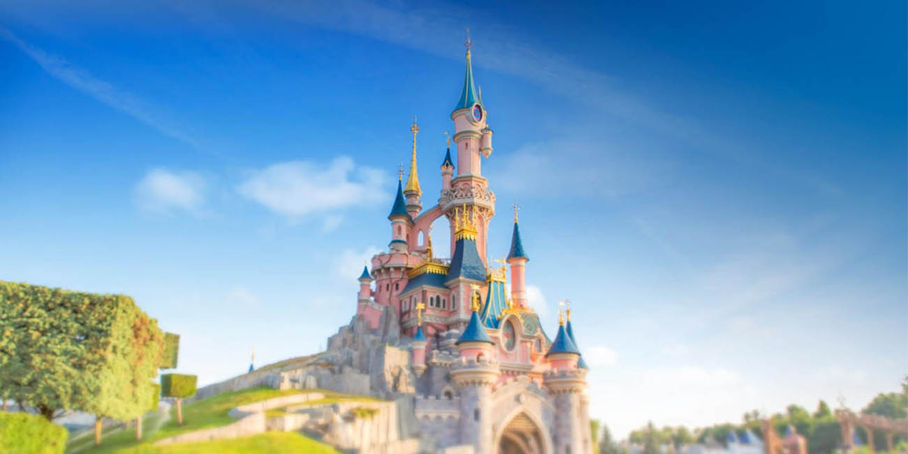 Disneyland París en noviembre: Entradas al parque + noche en hotel de 4* desde solo 90€