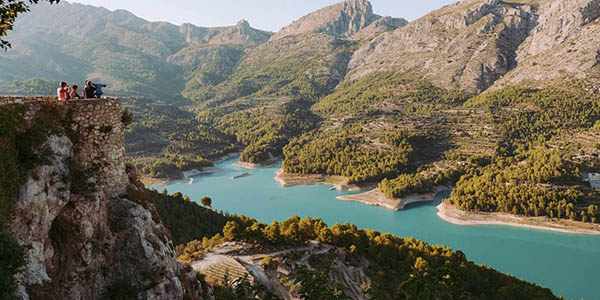 Estos son los 10 pueblos más bonitos de la Comunidad Valenciana (con algunos hoteles baratos para visitarlos)