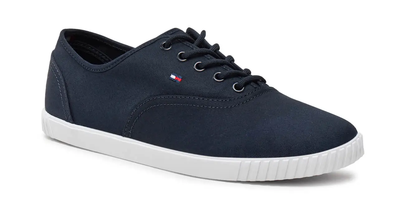 Amazon DESTROZA el precio de estas chulísimas zapatillas Tommy Hilfiger para mujer con más de 43€ de descuento