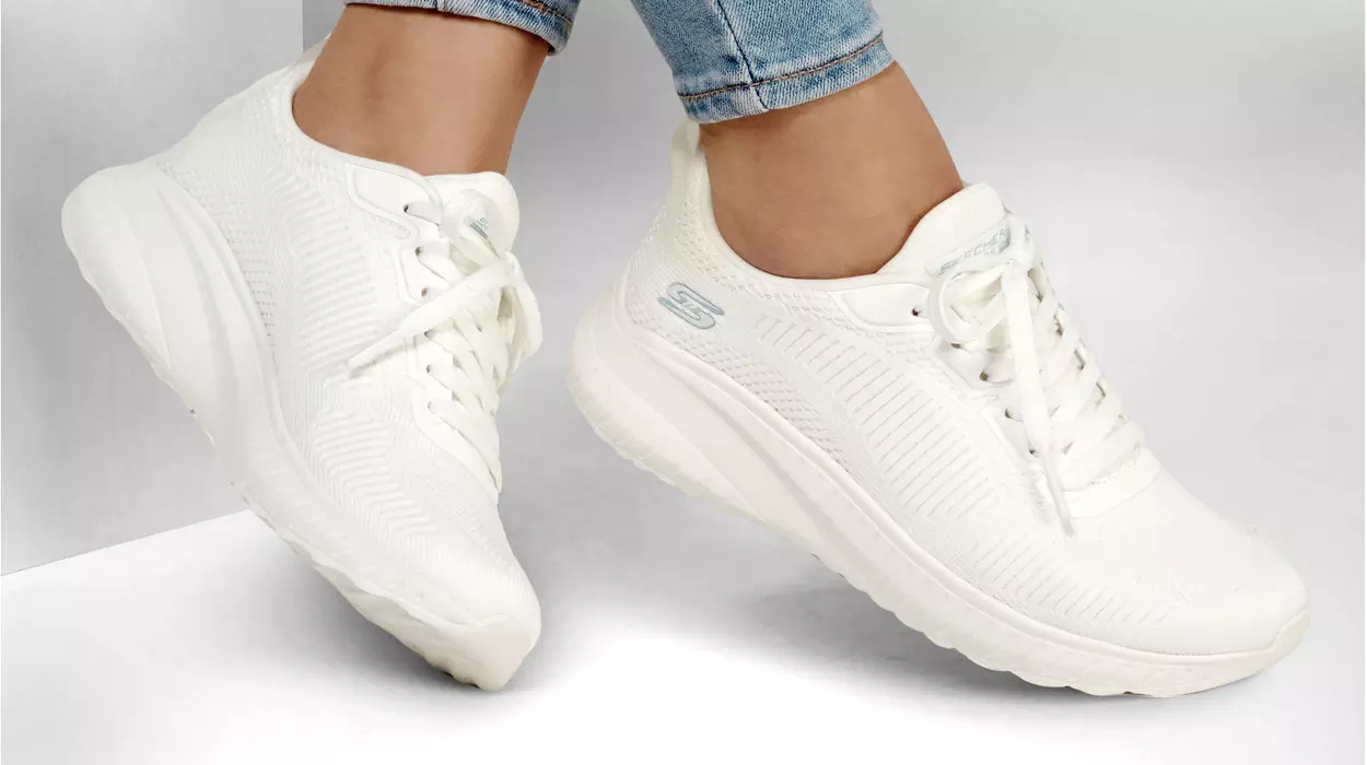 Chollazo Zapatillas Skechers Bobs Squad Face Off para mujer por sólo 36,48€ con envío gratis (-48%) ¡Corre!