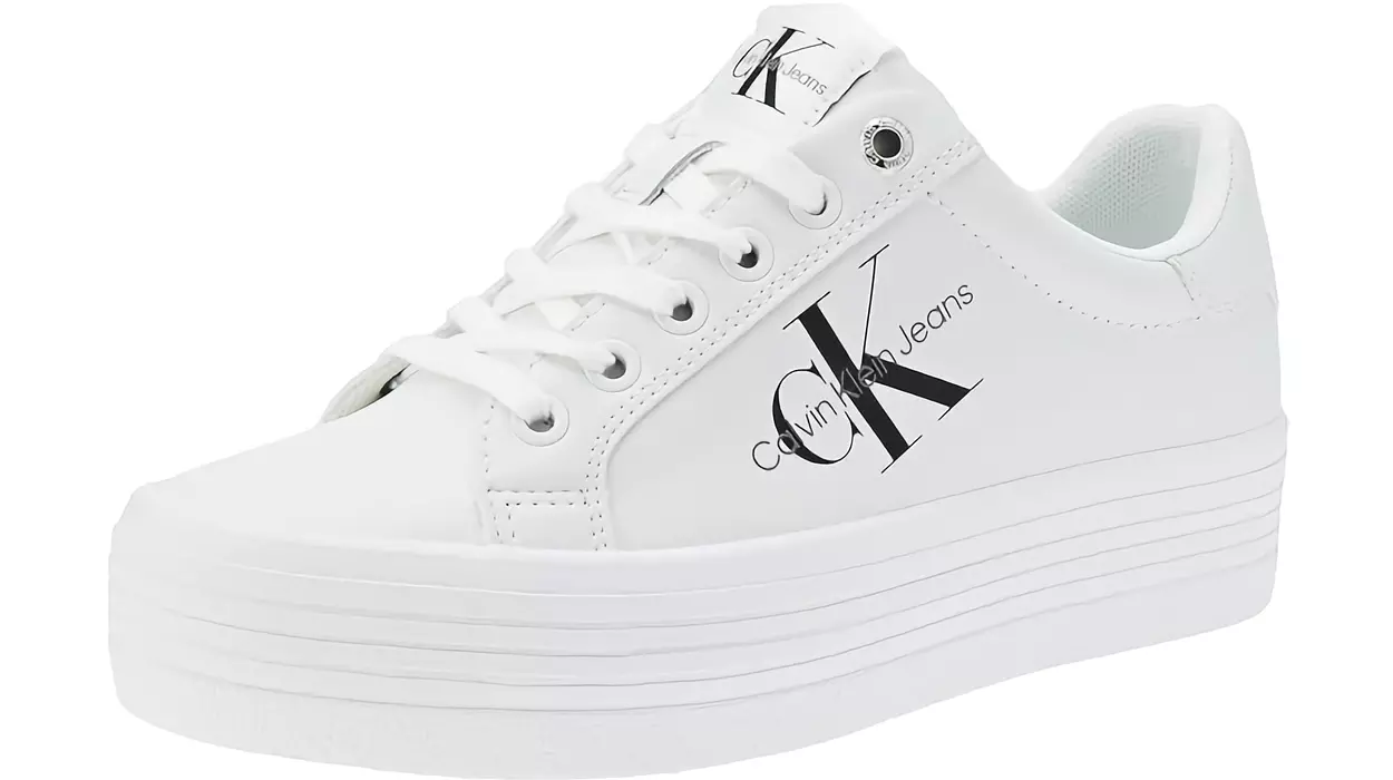 Chollo Zapatillas Calvin Klein Jeans Vulc Flatform Laceup Low para mujer por solo 49,95€ con envío gratis (50% de descuento)