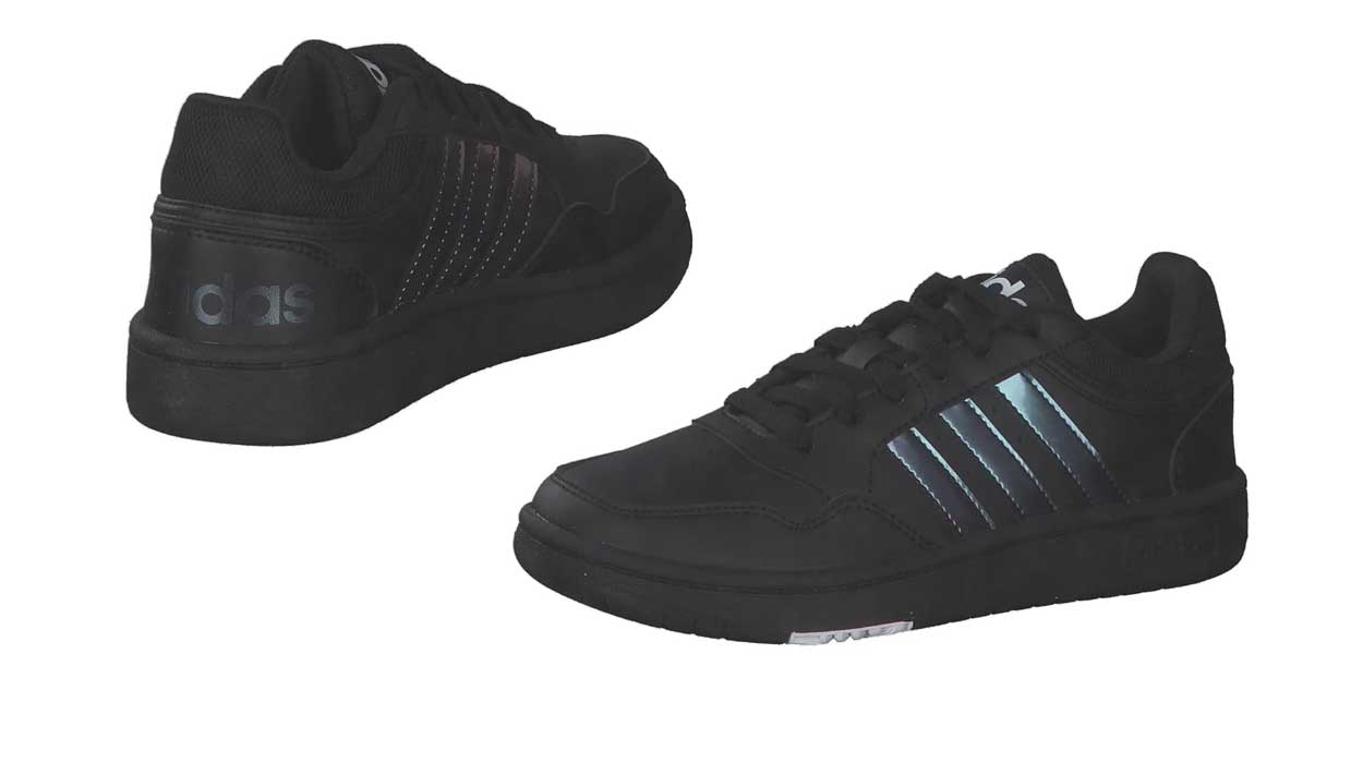 Renueva las zapatillas de tus peques con este chulísimo modelo de Adidas a un precio de risa ¡Hasta la talla 38!