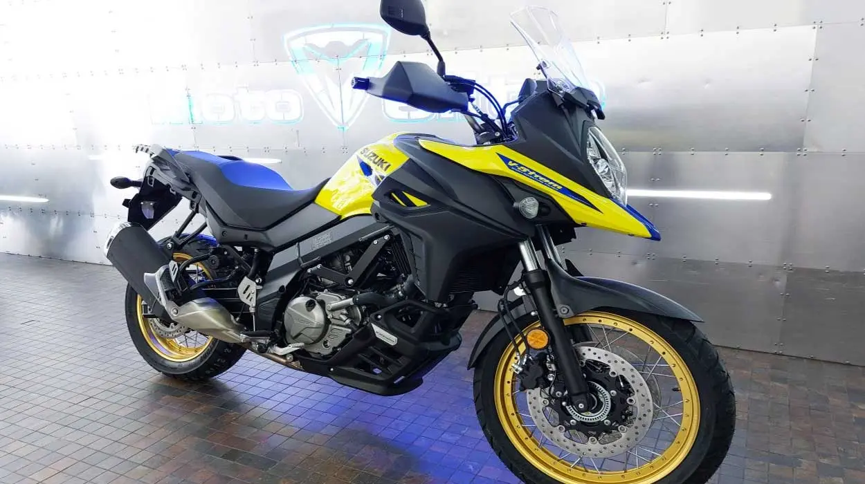 Chollo Moto Suzuki V-Strom 650 XT 2024 por sólo 7.990€ (1.985€ de ahorro)