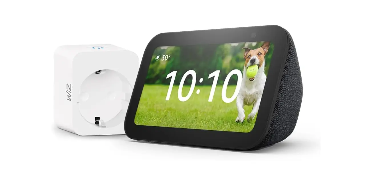 Chollo Pack Echo Show 5 (3ª Generación) + enchufe inteligente WiZ por sólo 75,85€ con envío gratis (-40%)