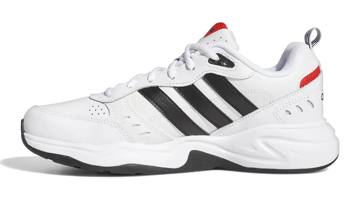 Revive los 90 con estas chulísimas Adidas Strutter de las que todos hablan maravillas