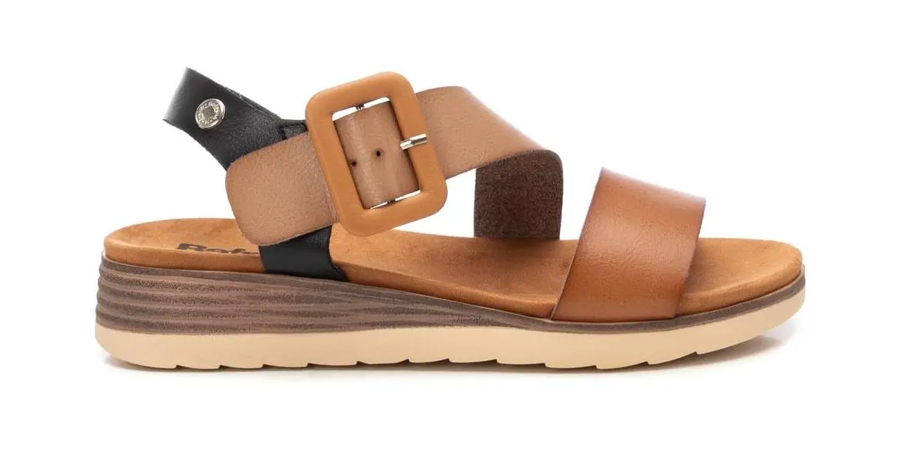 Chollo Sandalias REFRESH 17284402 para mujer por sólo 29,95€ con envío gratis (-25%)