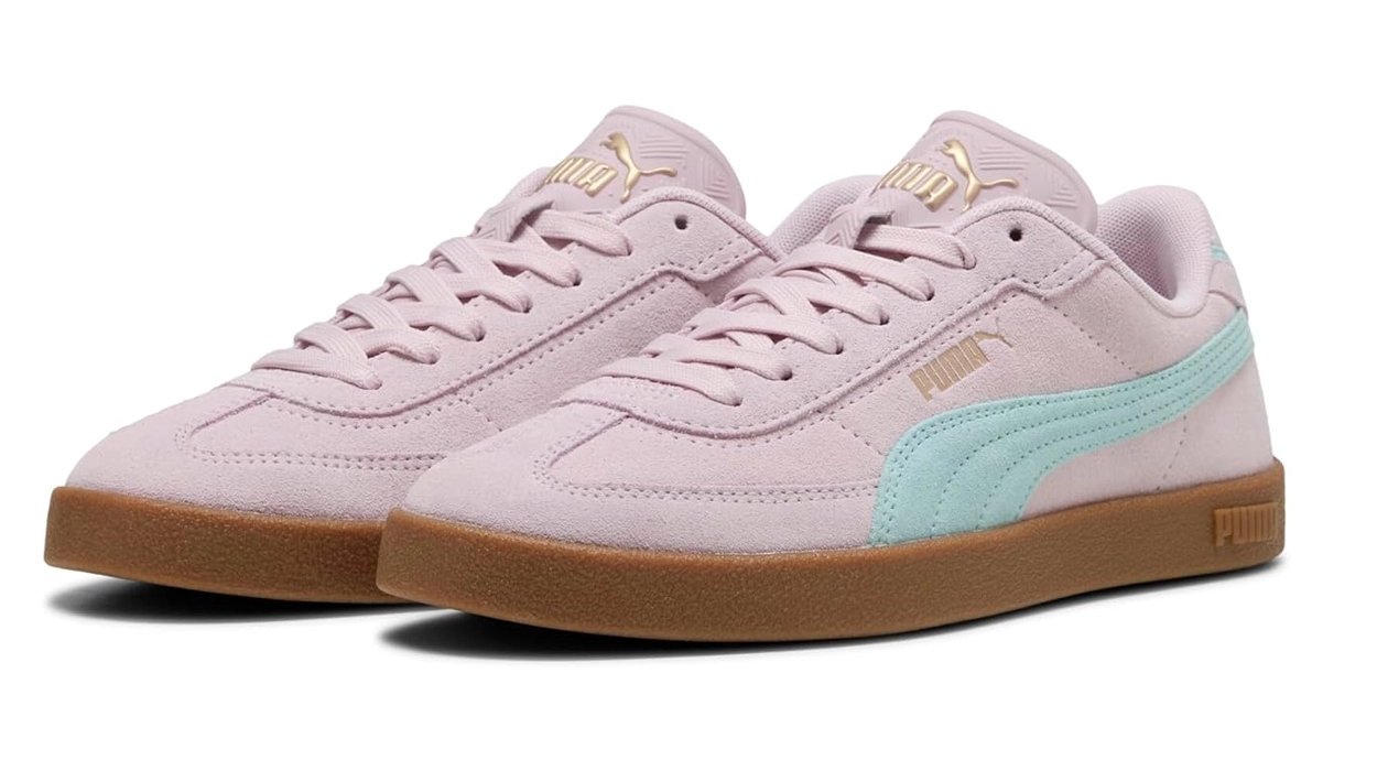 Estas Puma Club II Era Suede rosas son uno de los mejores chollos del día, llévatelas hoy por sólo 35 euretes