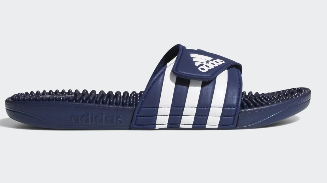 Cuida tus pies con estas chanclas Adidas comodísimas con función masaje incorporada ¡Al mejor precio!