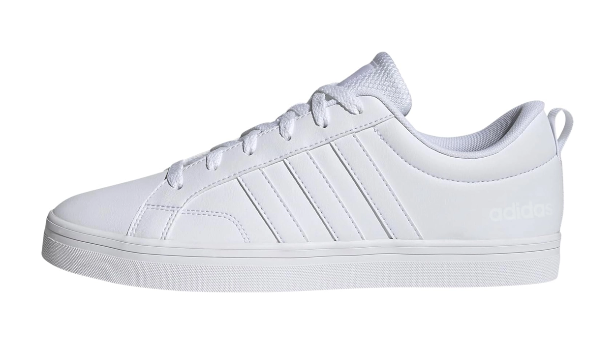 Minimalismo a un precio TOP con estas Adidas VS Pace 2.0 unisex completamente blancas ¡Rebajadísimas!