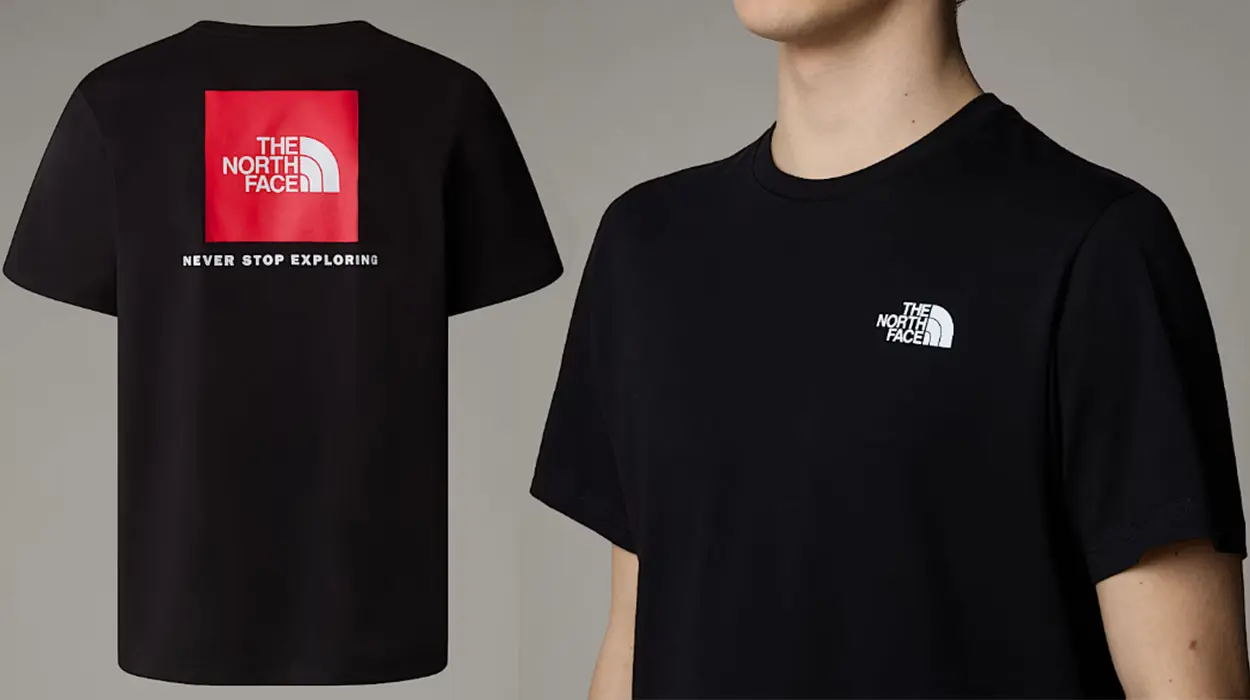 Chollo Camiseta The North Face Redbox negra para hombre por sólo 19,19€ (-45%)