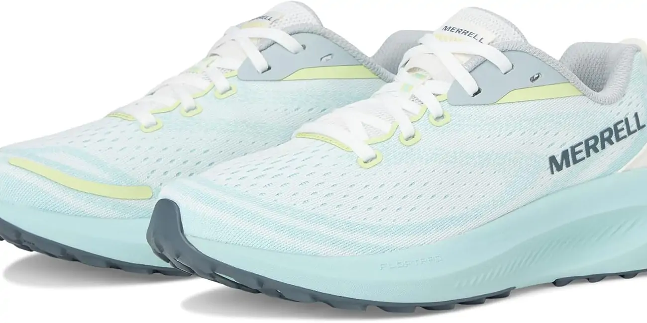 Chollo Zapatillas de trail running Merrell Morphlite Frost Blue para mujer por sólo 66,00€ (40% de descuento)
