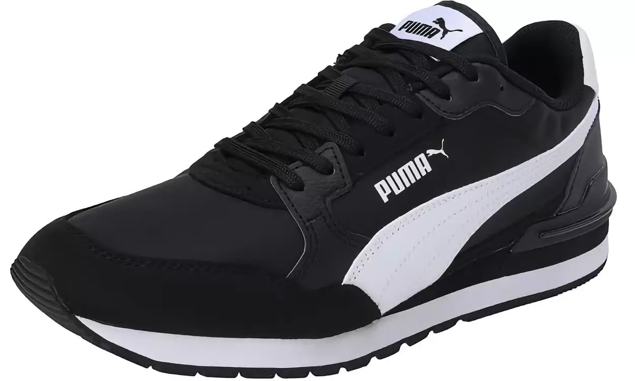 Chollo Zapatillas de piel Puma St Runner V4 unisex por sólo 30,95€ con envío gratis (-44%)