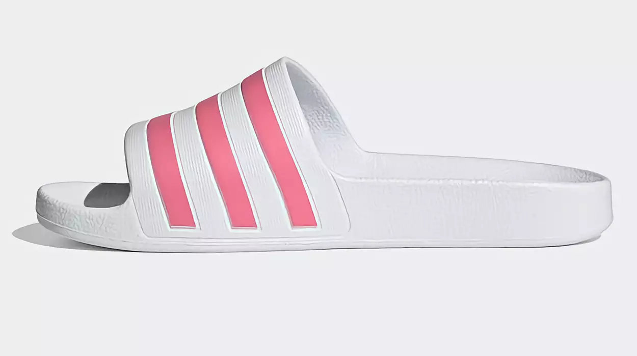 Chollo Chanclas Adidas Adilette Shower unisex por sólo 9,68€ (-58%)