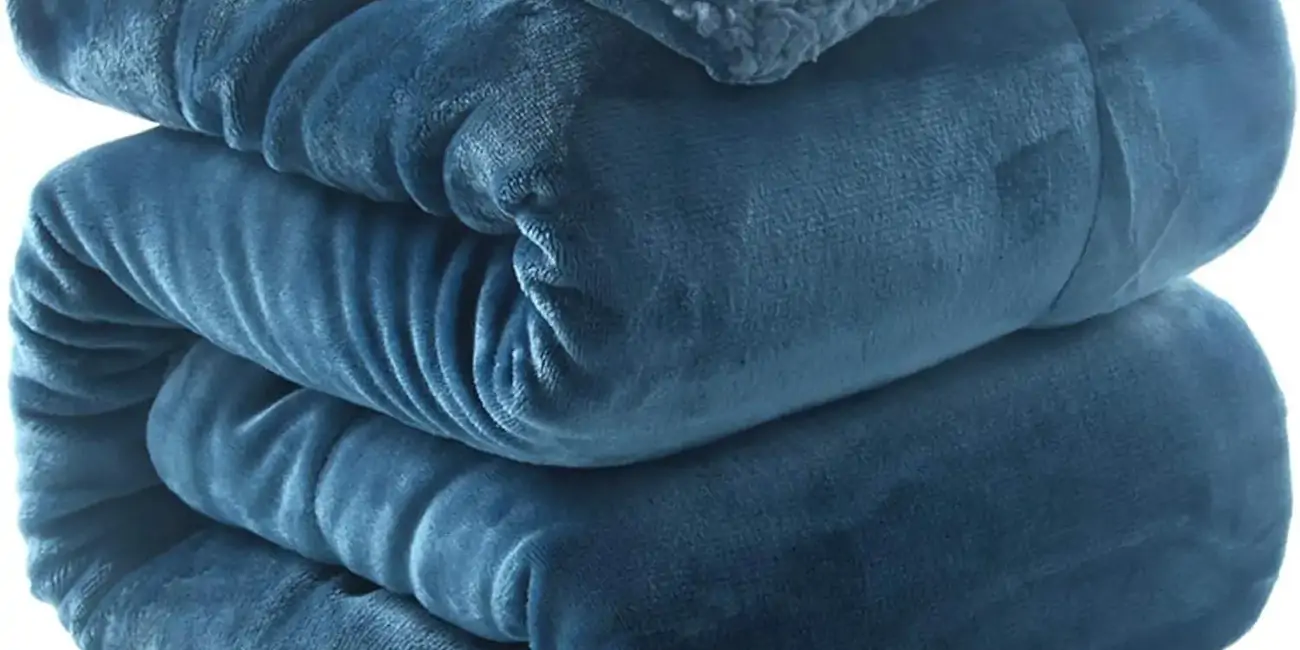 Chollo Manta de terciopelo con borreguito LD Morphling de 130 x 160 cm por sólo 15,83€ con cupón y envío gratis (-41%)