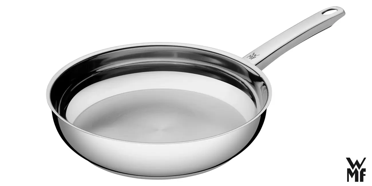 Chollo Sartén WMF Favorit de acero inoxidable de 24 cm por sólo 28,49€ (-33%)