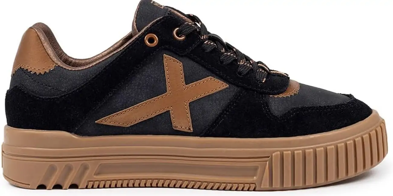 Chollo Zapatillas Munich Mina 08 unisex por sólo 35€ con envío gratis (50% de descuento)