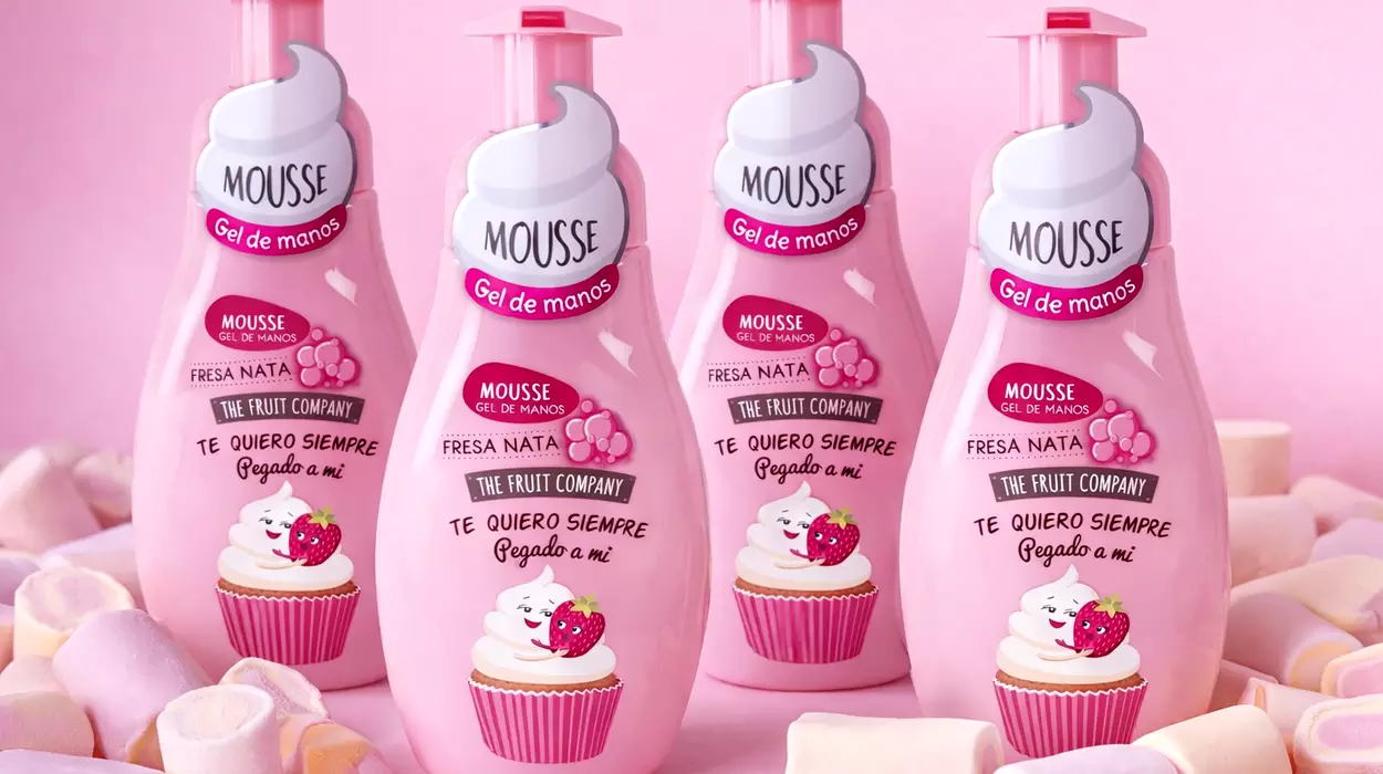 Chollo Pack x4 Mousse Jabón de manos en espuma The Fruit Company aroma a fresa nata de 250 ml por sólo 7,96€ (34% de descuento)