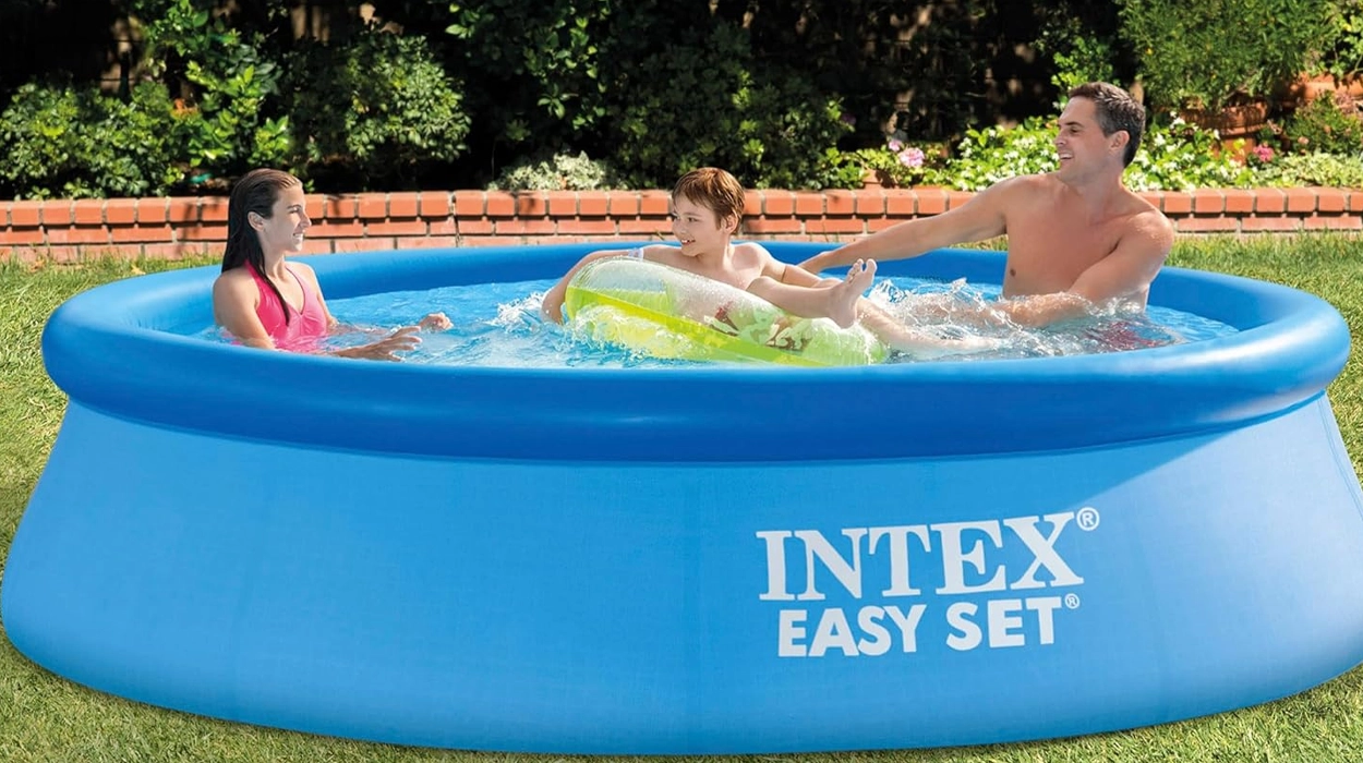 Chollo Piscina hinchable Intex 56007 redonda de 305 x 76 cm y 3.853 litros con depuradora cartucho por sólo 48,89€ con envío gratis(39% de descuento)