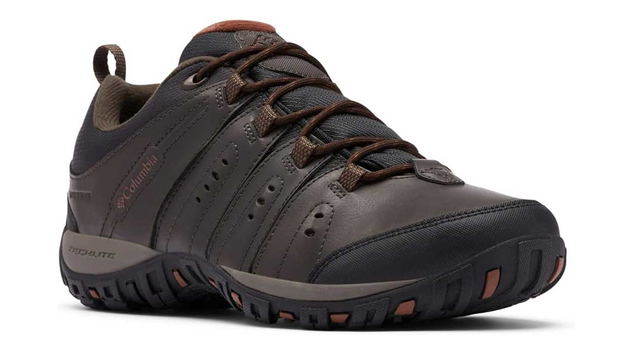 Chollo Zapatillas de senderismo Columbia Woodburn II Waterproof para hombre por sólo 58,64€ con envío gratis (-41%)