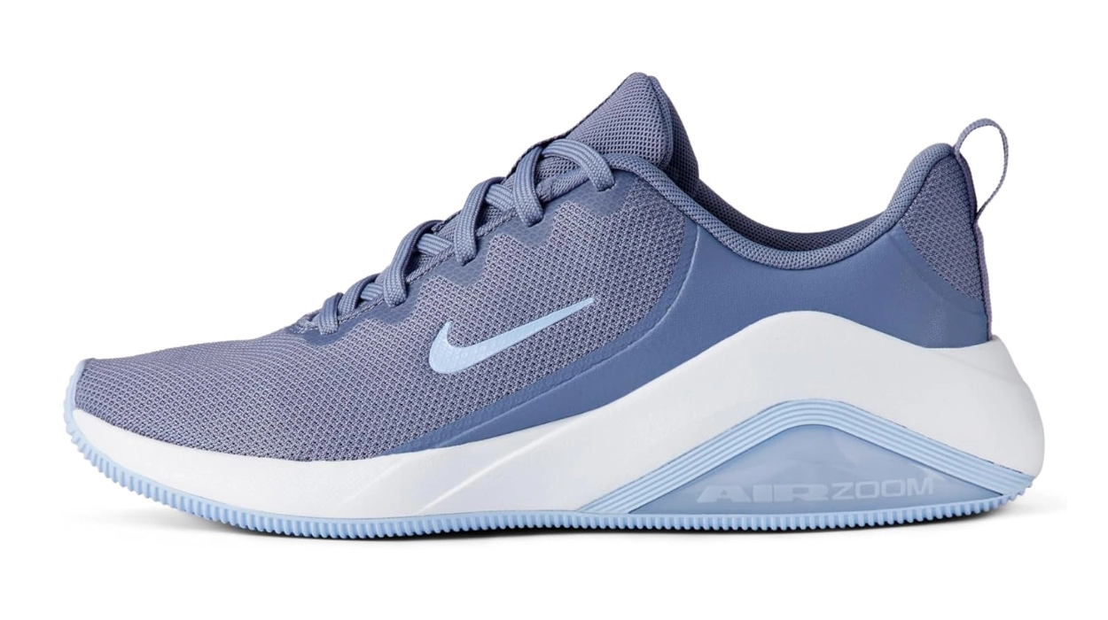 Chollo Zapatillas de entrenamiento Nike Bella 7 para mujer por sólo 58,45€ con envío gratis (35% de descuento)