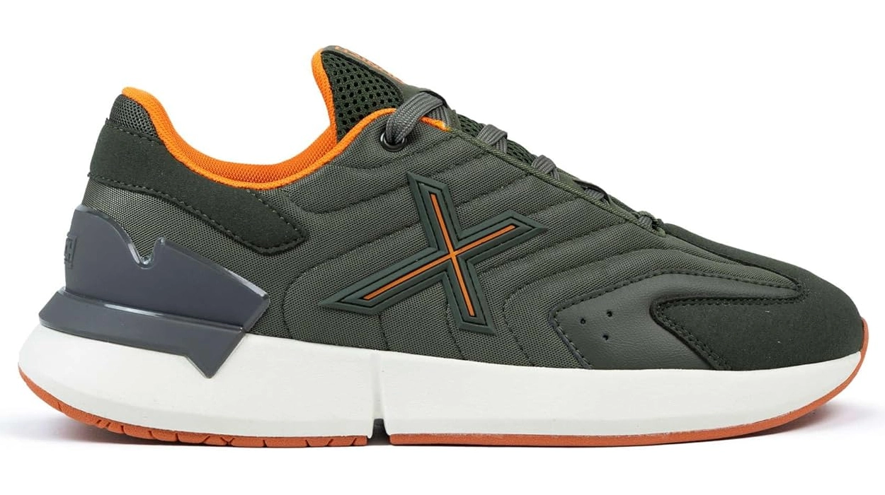 Chollo Zapatillas Munich Avant 22 unisex por sólo 44,99€ con envío gratis (47% de descuento)