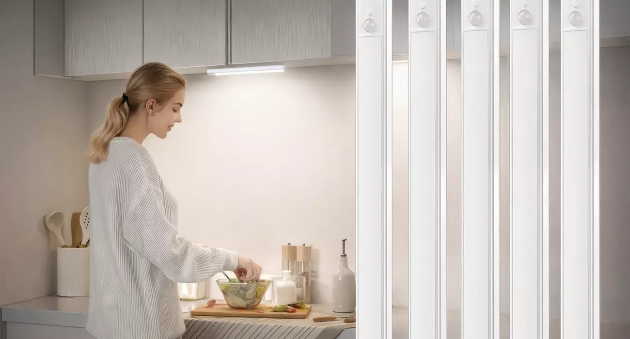 Chollo Pack x5 luces LED recargables de 30 cm con sensor de movimiento y brillo regulable por sólo 23,99€ (-40%)