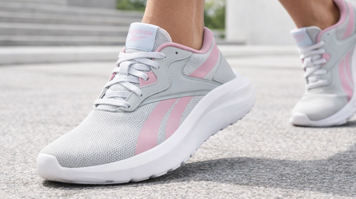Chollo Zapatillas Reebok Energen Lux para mujer por solo 35€ con envío gratis (36% de descuento)