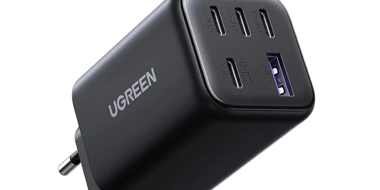 Chollo Cargador de pared de carga rápida USB C GAN UGREEN 45W por sólo 16,65€ (36% de descuento)