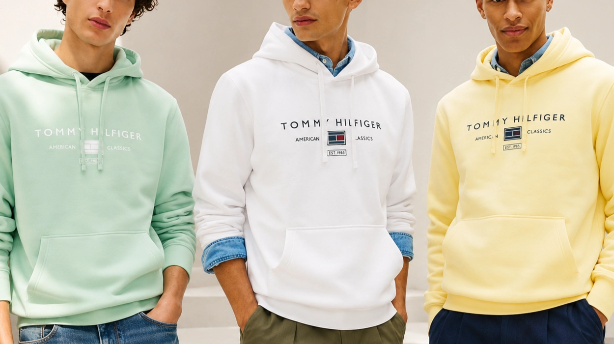 Chollo Sudadera con capucha Tommy Hilfiger Brand Love para hombre por sólo 49,95€ con envío gratis (50% de descuento)
