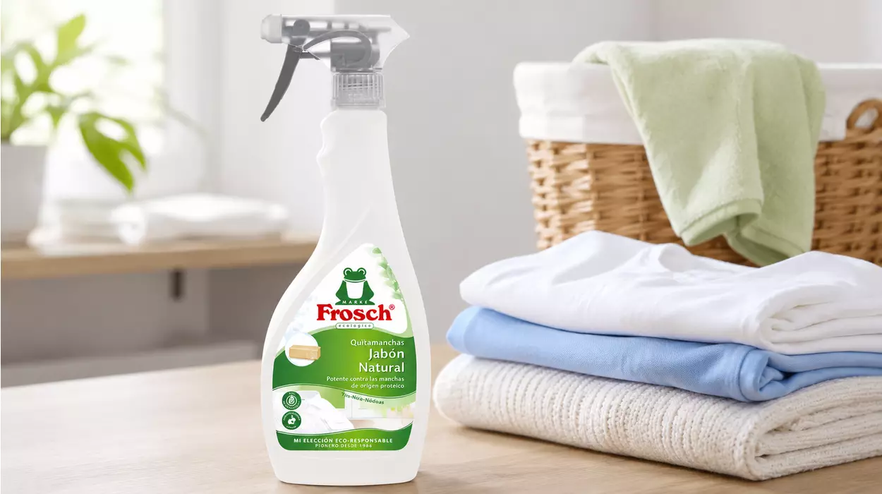 🧺 ¿Manchas difíciles? Solución natural y eficaz con Frosch Quitamanchas para ropa, spray de 500 ml por sólo 3,35€ (-23%)