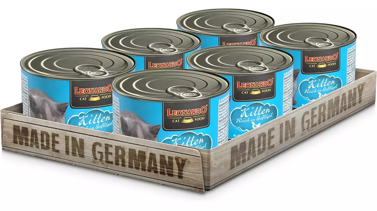 Pack x6 latas de alimento húmedo para gatitos Leonardo con sabor a ave de 200 g por sólo 6,59€ (-35%)