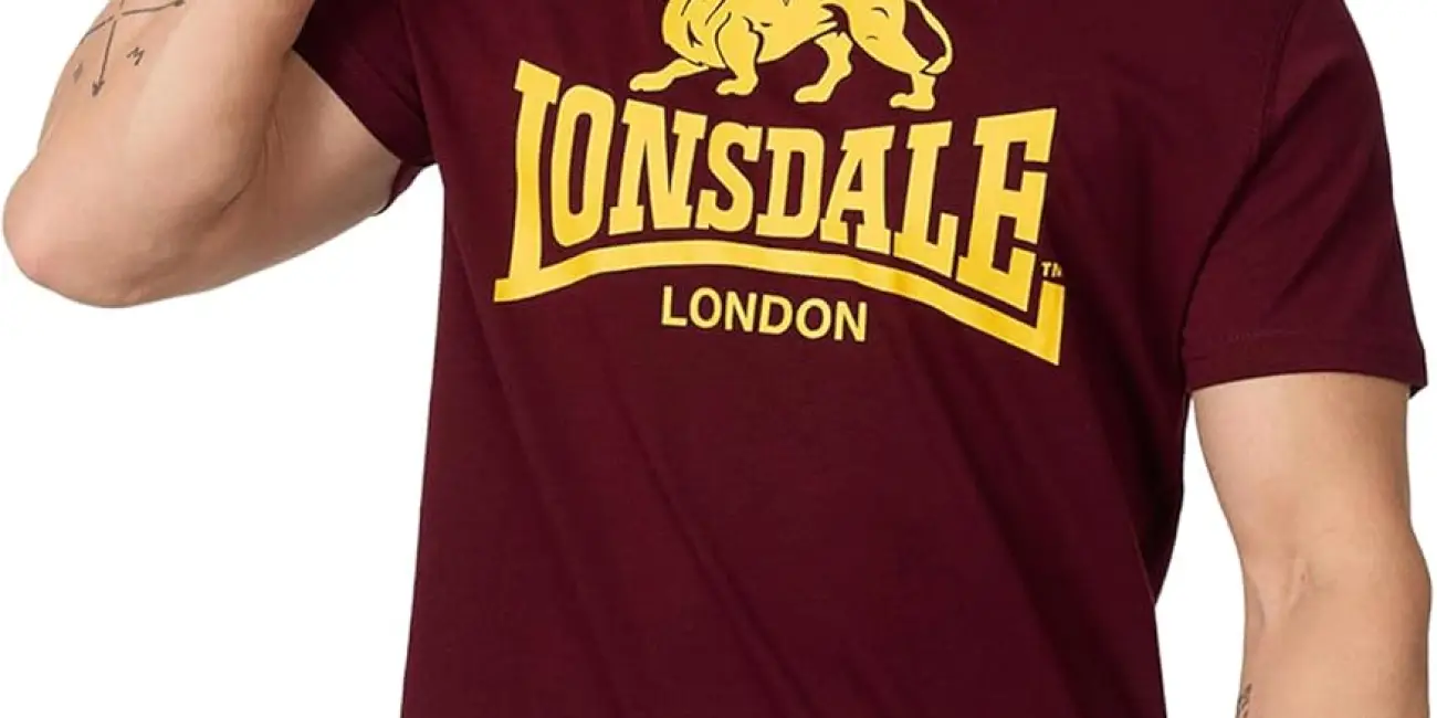 Chollo Camiseta Lonsdale London roja para hombre por sólo 12,99€ (35% de descuento)