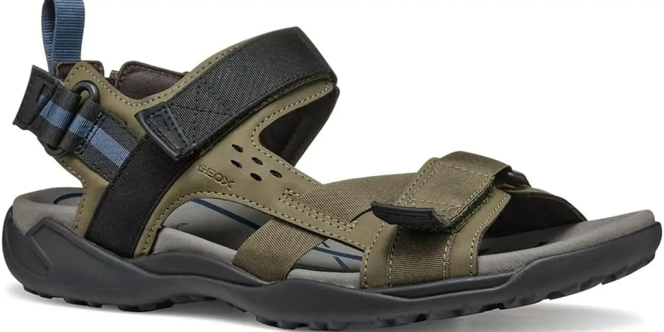 Chollo Sandalias deportivas Geox U Terreno + Grip B para hombre por sólo 43,99€ con envío gratis (45% de descuento)