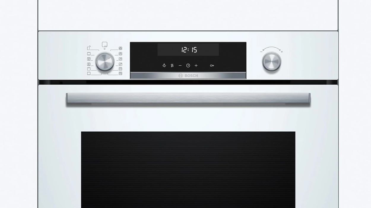 Cocina sin esfuerzo con el horno Bosch Serie 6: Air Fry, Home Connect y eficiencia A+ por sólo 498,38€ (-38%)