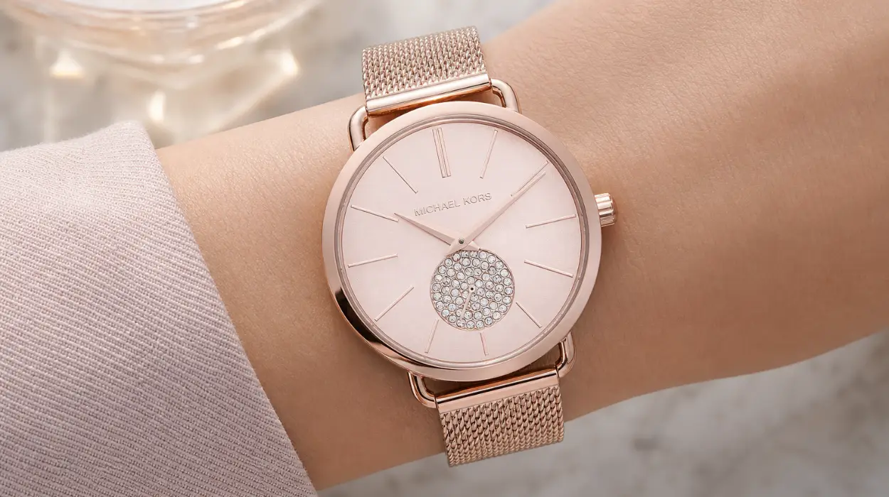 Estilo y elegancia en tu muñeca: Michael Kors Portia MK3845 para mujeres por sólo 99,99€ con envío gratis (-60%)