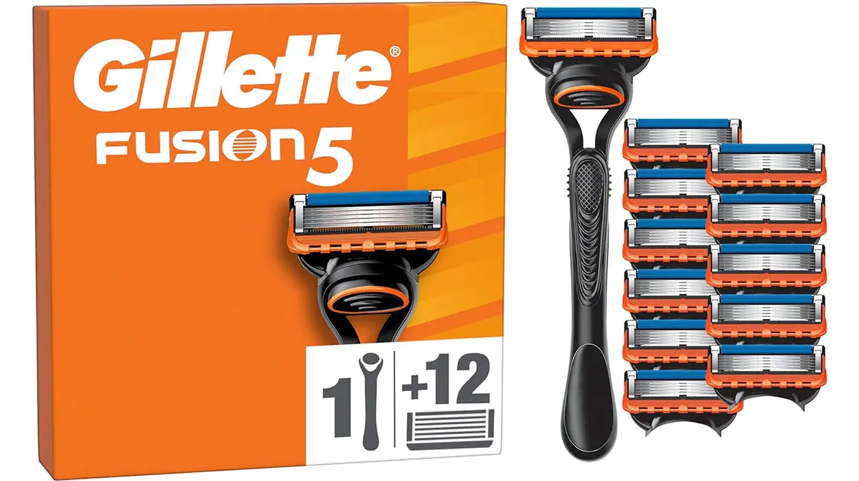 Chollo Maquinilla de afeitar Gillette Fusion5 + 12 cuchillas para hombre por sólo 29,99€ con envío gratis (-40%)