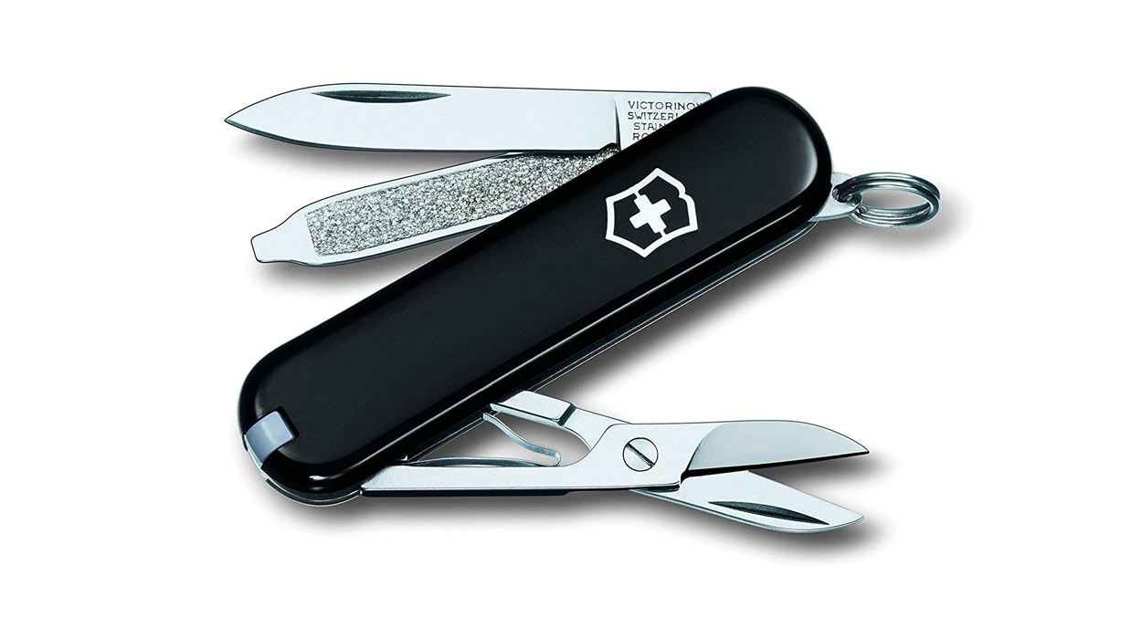 Chollo Navaja suiza Victorinox Classic SD en color negro por sólo 16€ (36% de descuento)