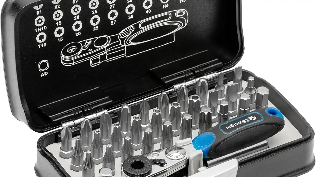 Juego de llaves Hepoluz de 33 piezas para tus reparaciones por sólo 17,06€ (-8%)