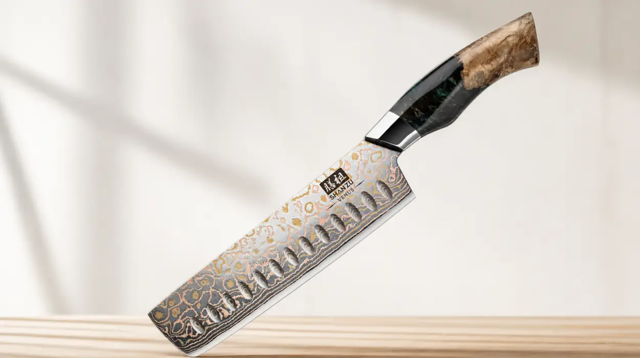 Cuchillo Nakiri de Damasco SHAN ZU con mango de madera de arce y 33 capas de acero y cobre por sólo 49,25€ con envío gratis (-43%)