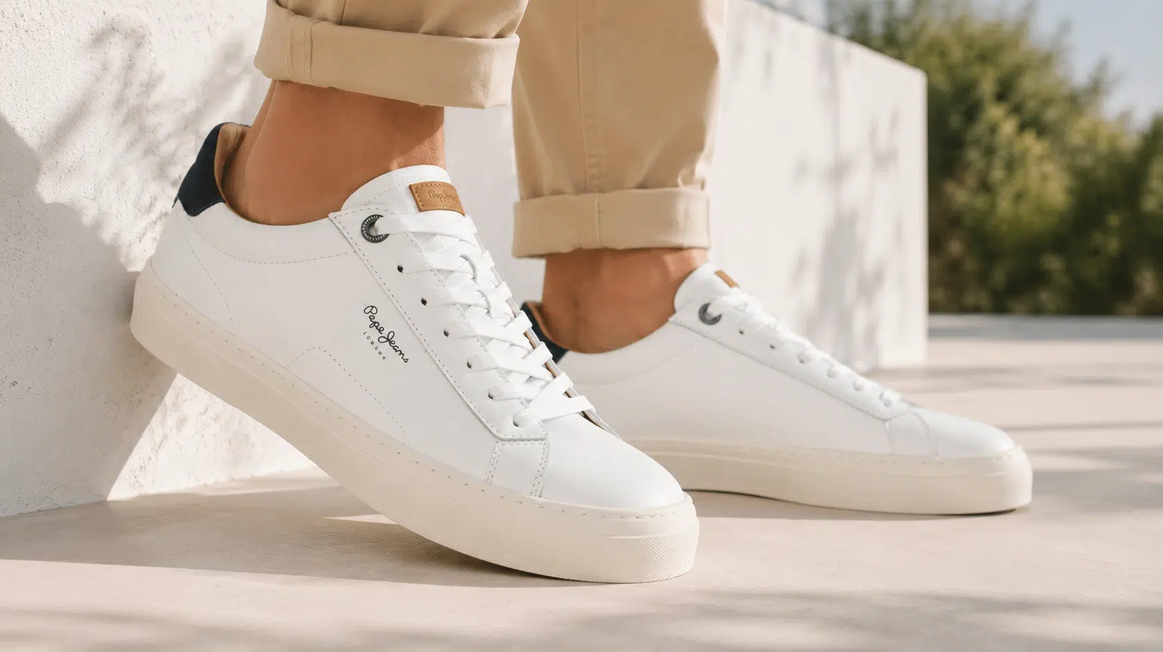 Espectacular 75% de descuento en estas chulísimas zapatillas de piel Pepe Jeans ¡Precio BRUTAL!