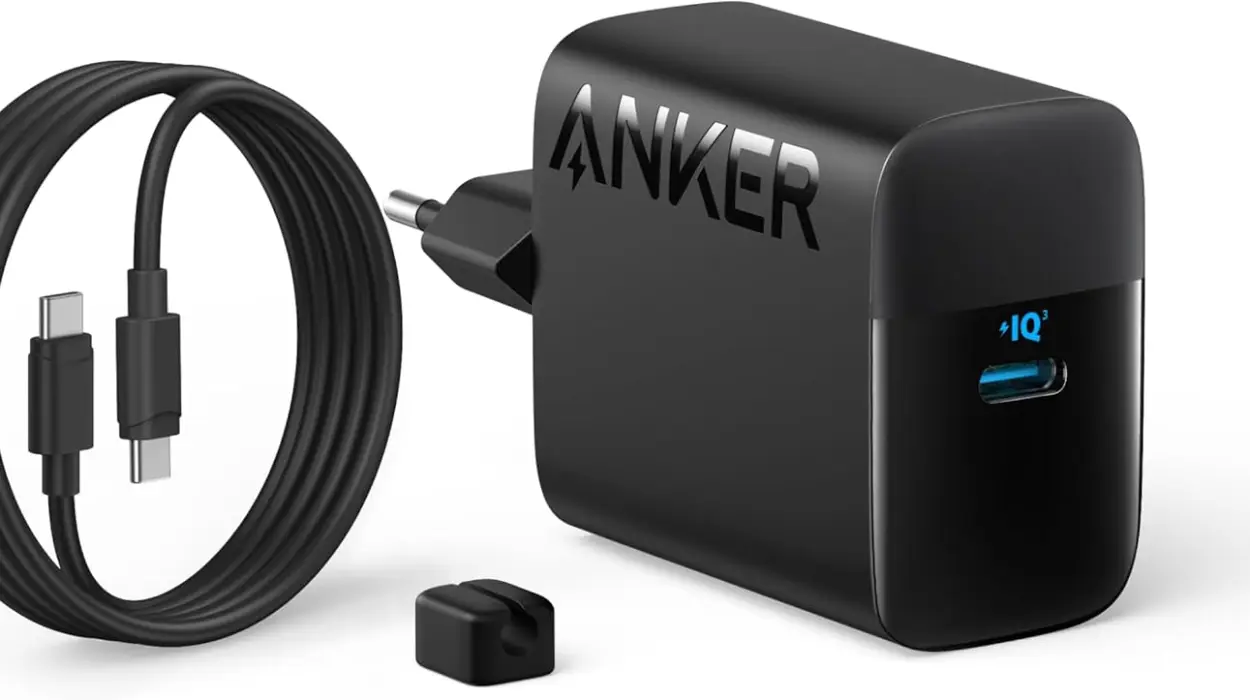 Cargador Anker USB-C de 45W con carga rápida y cable de 1,5 m por sólo 13,83€ (-19%)