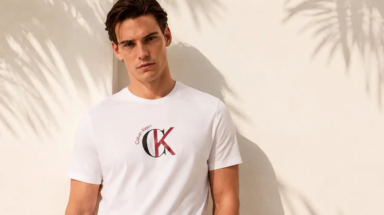 Camiseta gráfica Calvin Klein para hombre por sólo 16,74€ (-44%)