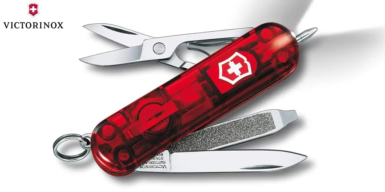 Chollo Navaja suiza multifunción Victorinox Signature Lite por sólo 27,38€ (-30%)