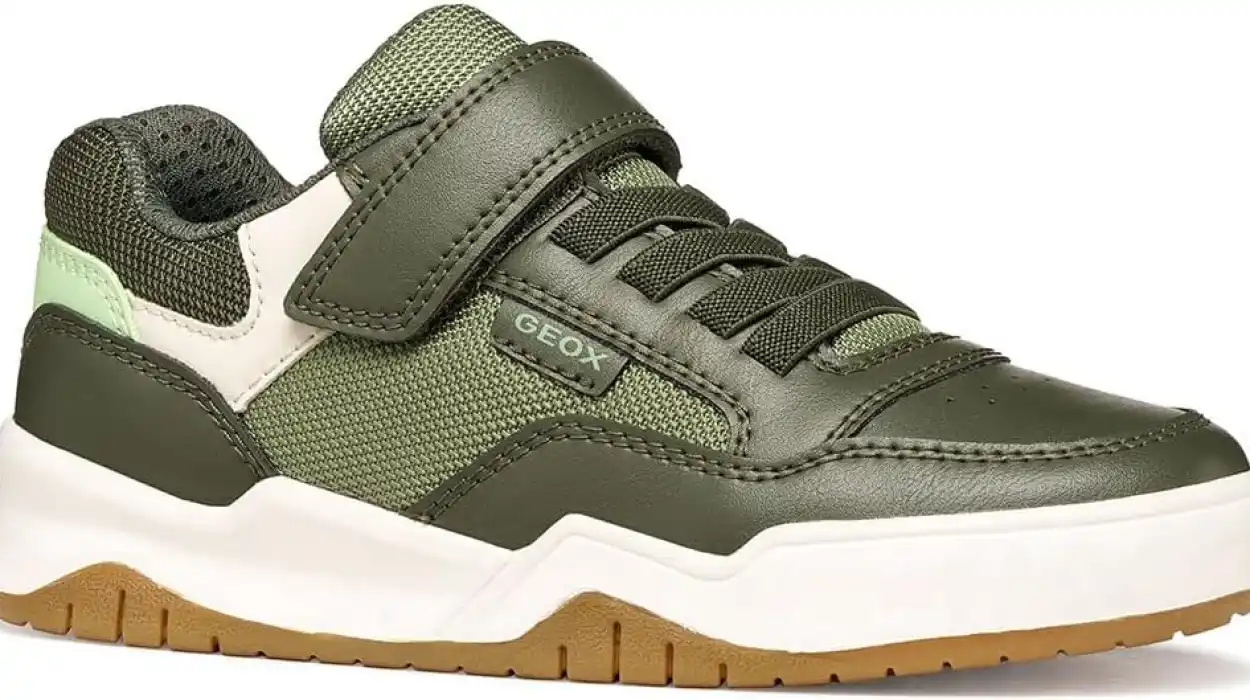 Zapatillas Geox J Perth Boy E para niños por sólo 24,95€ (-55%)