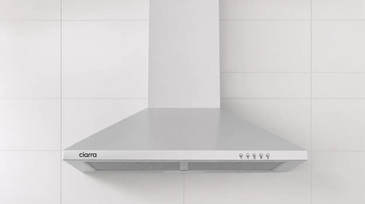 Campana extractora Ciarra de 60 cm con 370 m³/h, recirculación y evacuación por sólo 75,99€ con envío gratis (-37%)