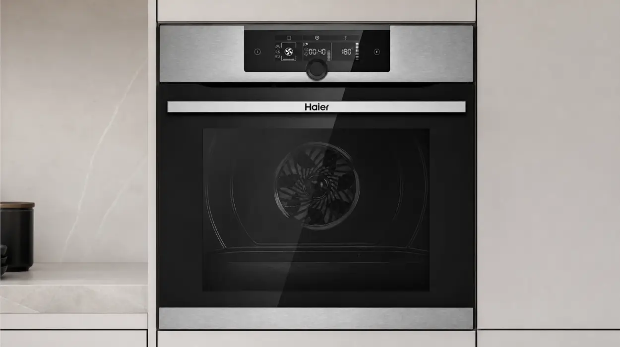 Horno multifunción Haier I-Turn Series 2 con limpieza pirolítica y App WiFi por sólo 299€ con envío gratis (-43%)