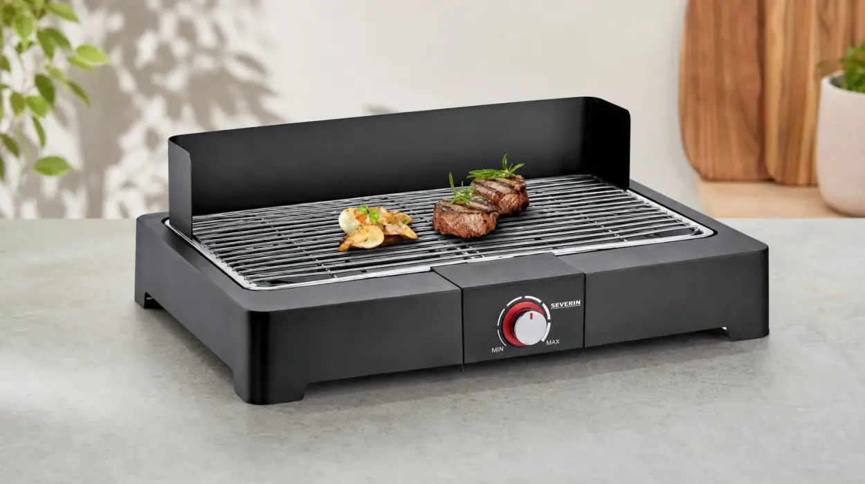 Barbacoa de mesa Severin con parrilla de acero inoxidable, segura y fácil de usar tanto en interior como exterior por sólo 40,76€ con envío gratis (-49%)
